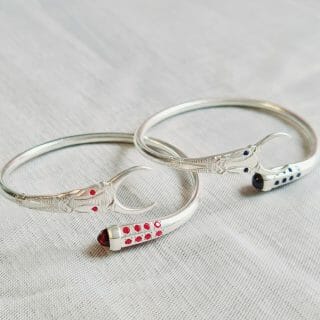 Bracelet Vangovango barea serti des pierres précieuses( grenat/saphir bleu) 100% argent