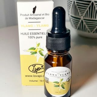 Huile essentielle ylang-ylang 100% pur et  BIO artisanal de Madagascar - LVP -