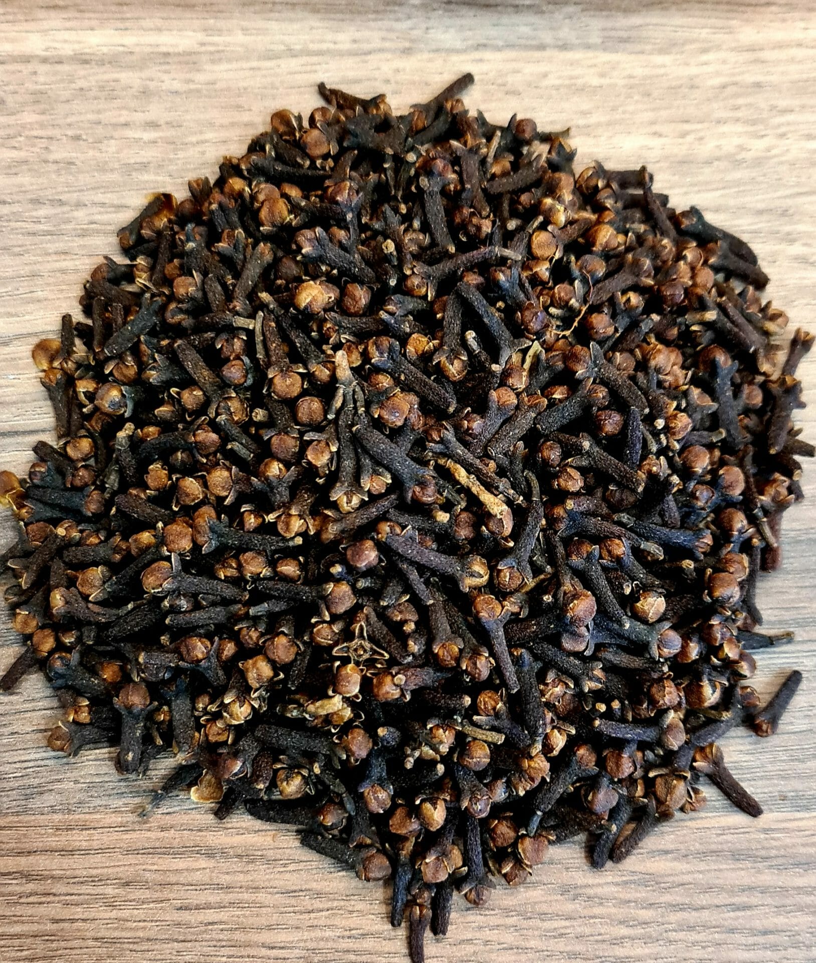 Clou de girofle entier BIO de Madagascar -LVP