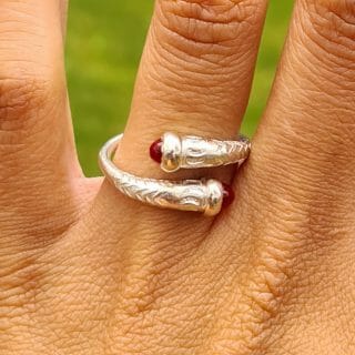 Bague Saccalava100% Argent avec pierre précieuse Saphir/ Grenat