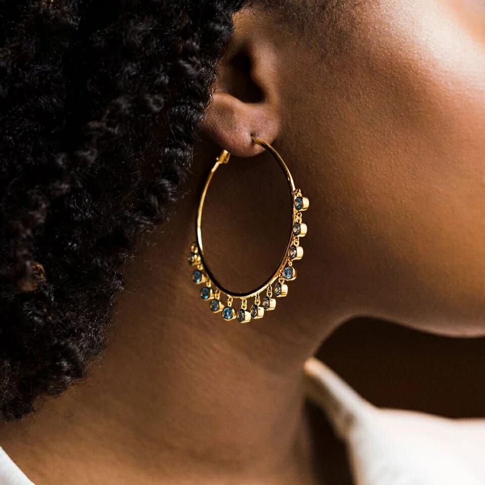 Boucle d'oreille créole 8G marais de pierre d'aigue marine OR 18K 100%Artisanal – Image 2