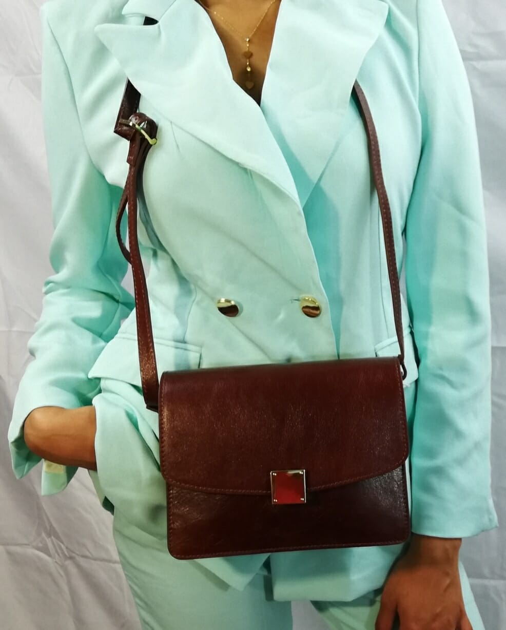 Sac bandoulière fermoir doré ( 100% Cuir Italien) – Image 2