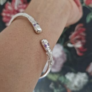 Jonc vangovango bout rond en argent 925 sertie d'améthyste 20G