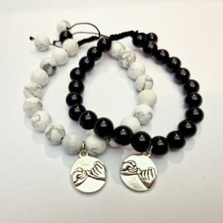2 Bracelets/ couples "Promise Me": Howlite/Onyx en pierre naturelle de Madagascar