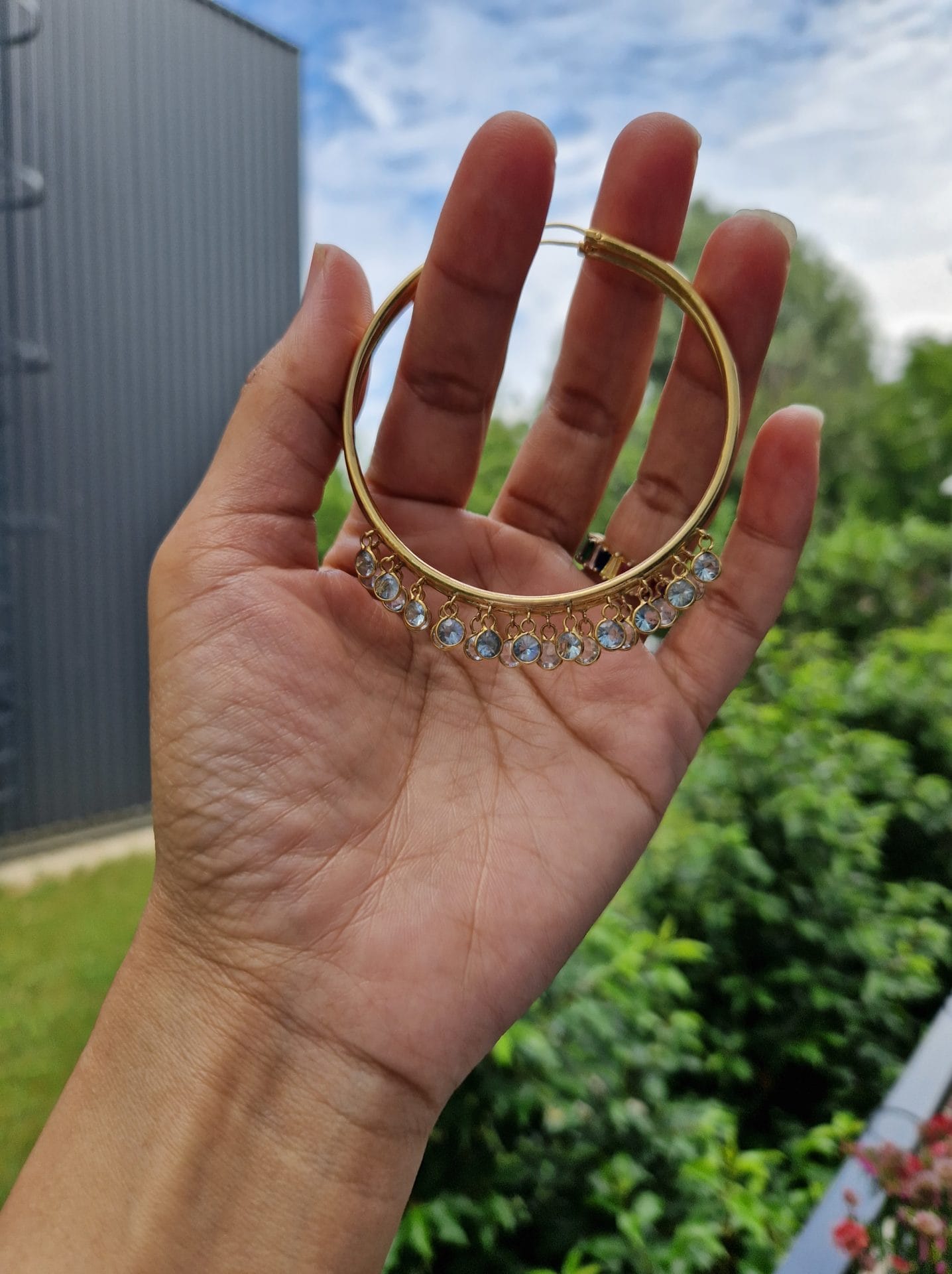 Boucle d'oreille créole 8G marais de pierre d'aigue marine OR 18K 100%Artisanal – Image 4