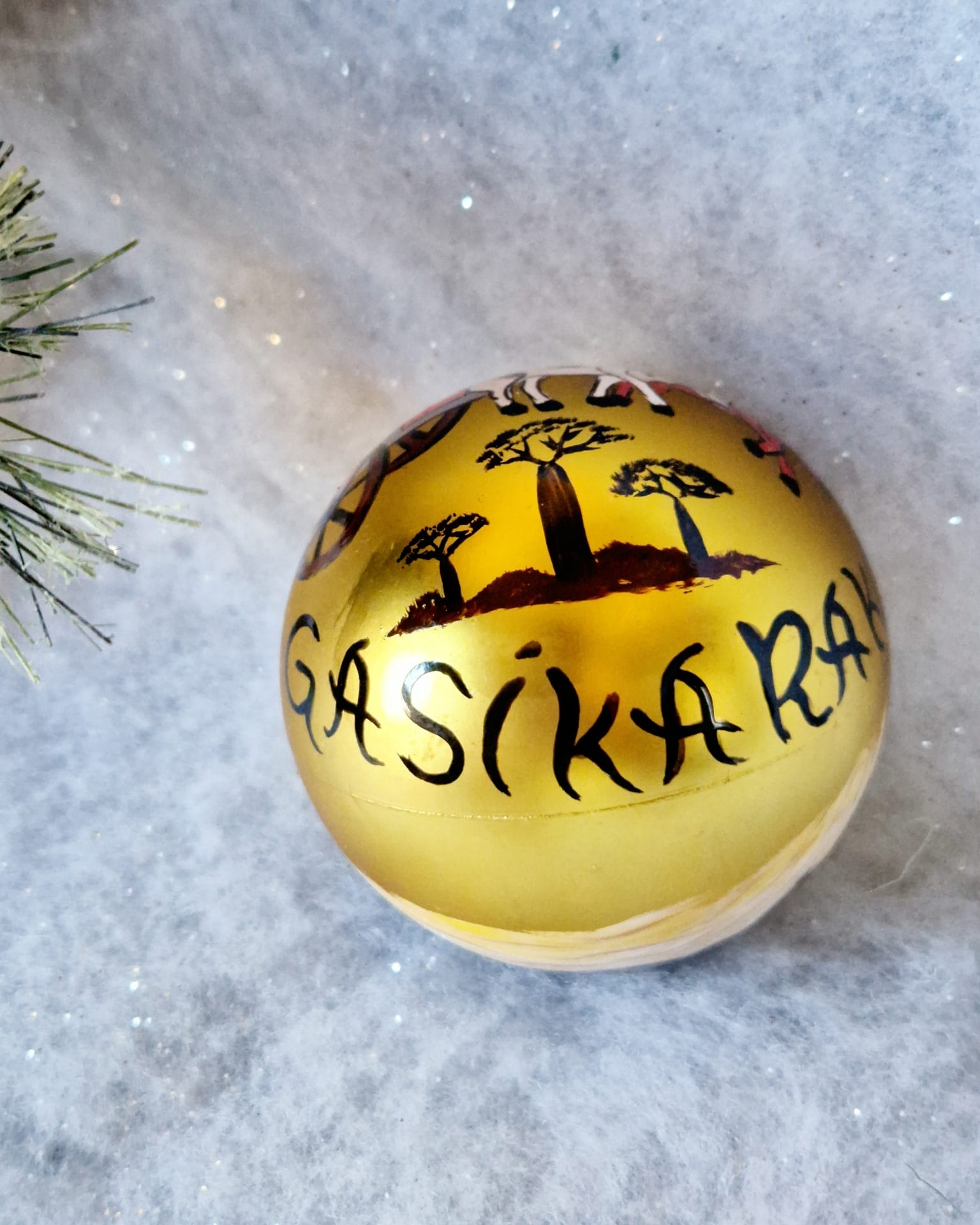 6 Boules de Noël/ décoration de Noël/collection NOËL ARTISANAL/ Madagascar – Image 5