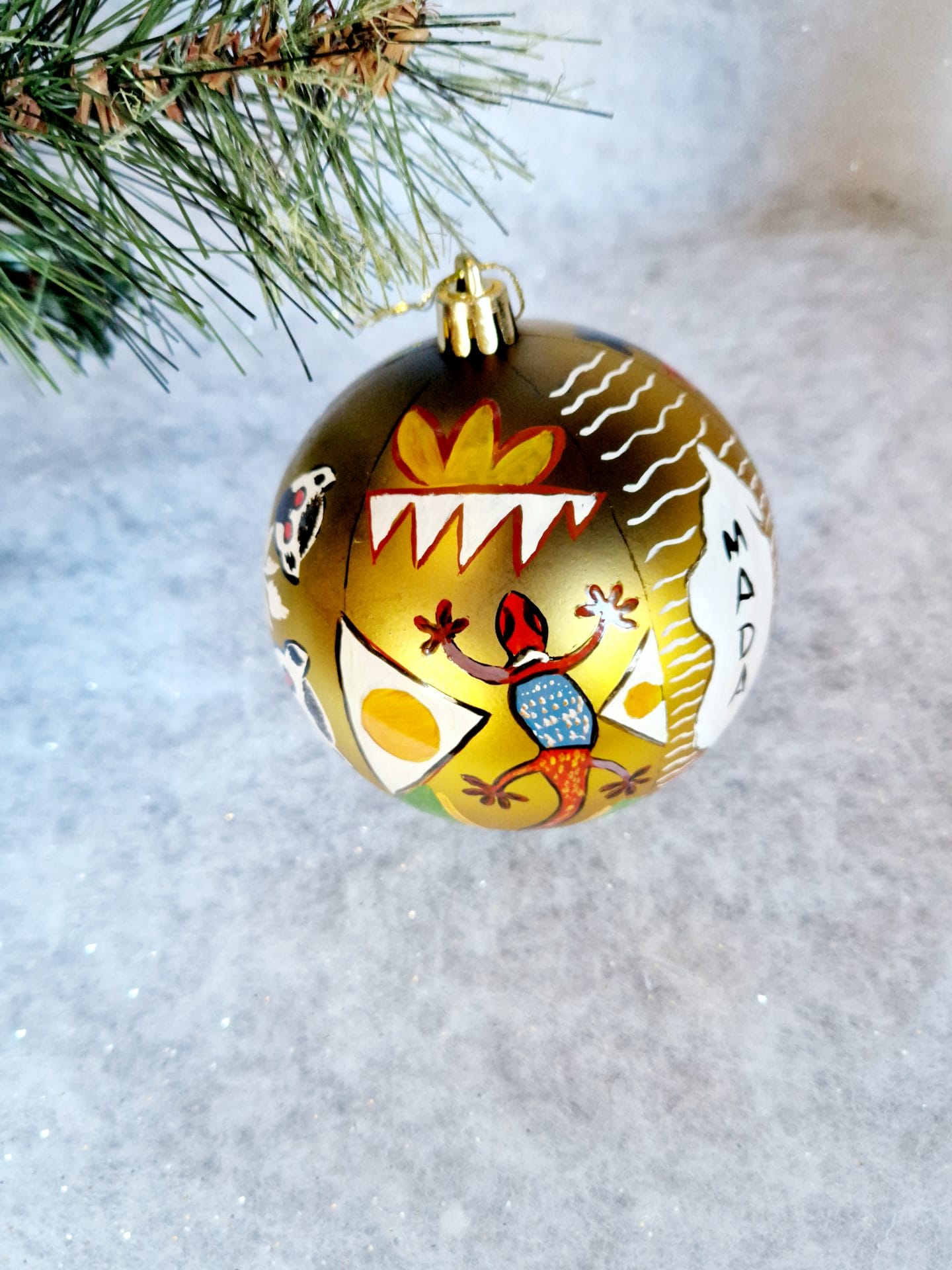 6 Boules de Noël/ décoration de Noël/collection NOËL ARTISANAL/ Madagascar – Image 4