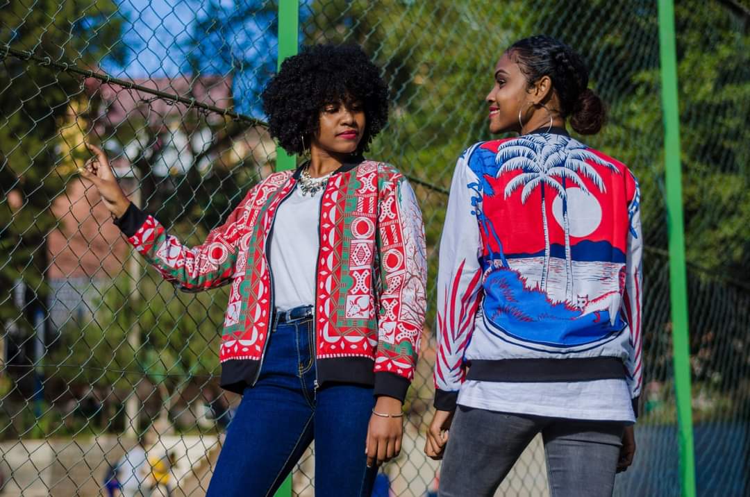 Bombers /Veste/collection LAMBAOINE/ Madagascar – Image 5