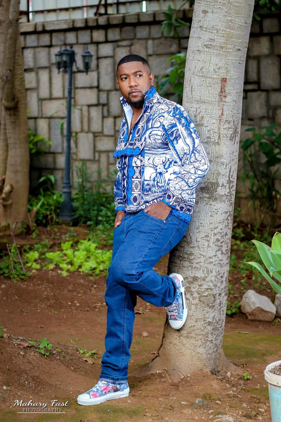 Coupe-vent/ Bombers /Veste/collection LAMBAOINE/ Madagascar – Image 2