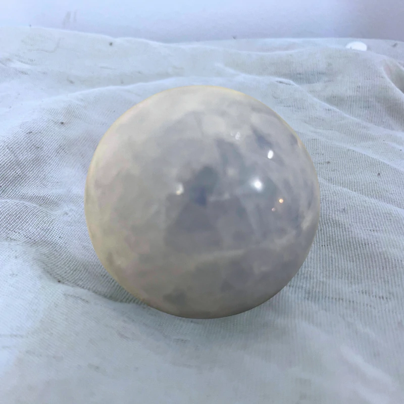 BOULE QUI VA VEC LE BAOBABEN BOIS