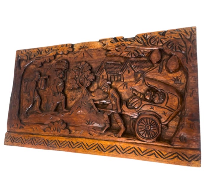 Tableau / Fresque en Bois – Scènes de la Vie Paysanne à Madagascar