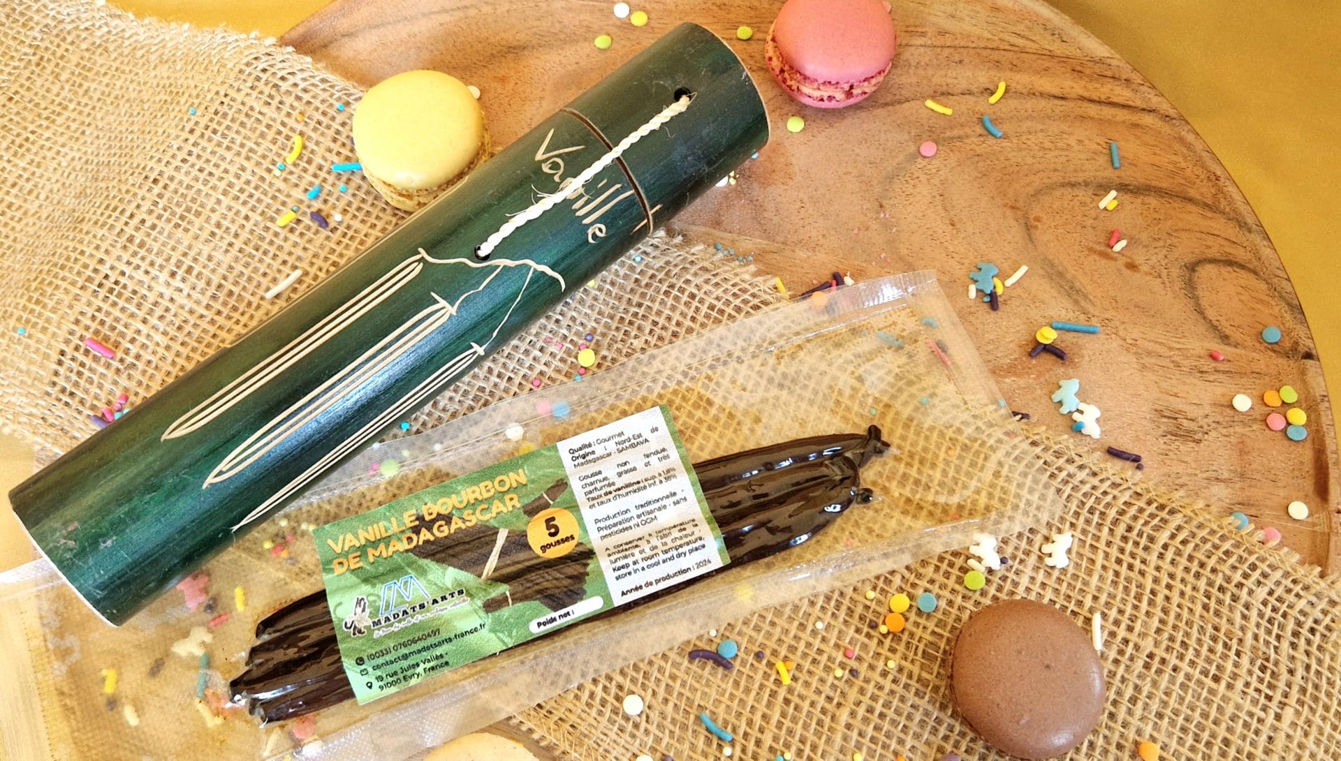 Tube artisanale en bambou et 5 gousses de Vanille de Madagascar 16-18cm /Collection VAVASAHA – Image 13