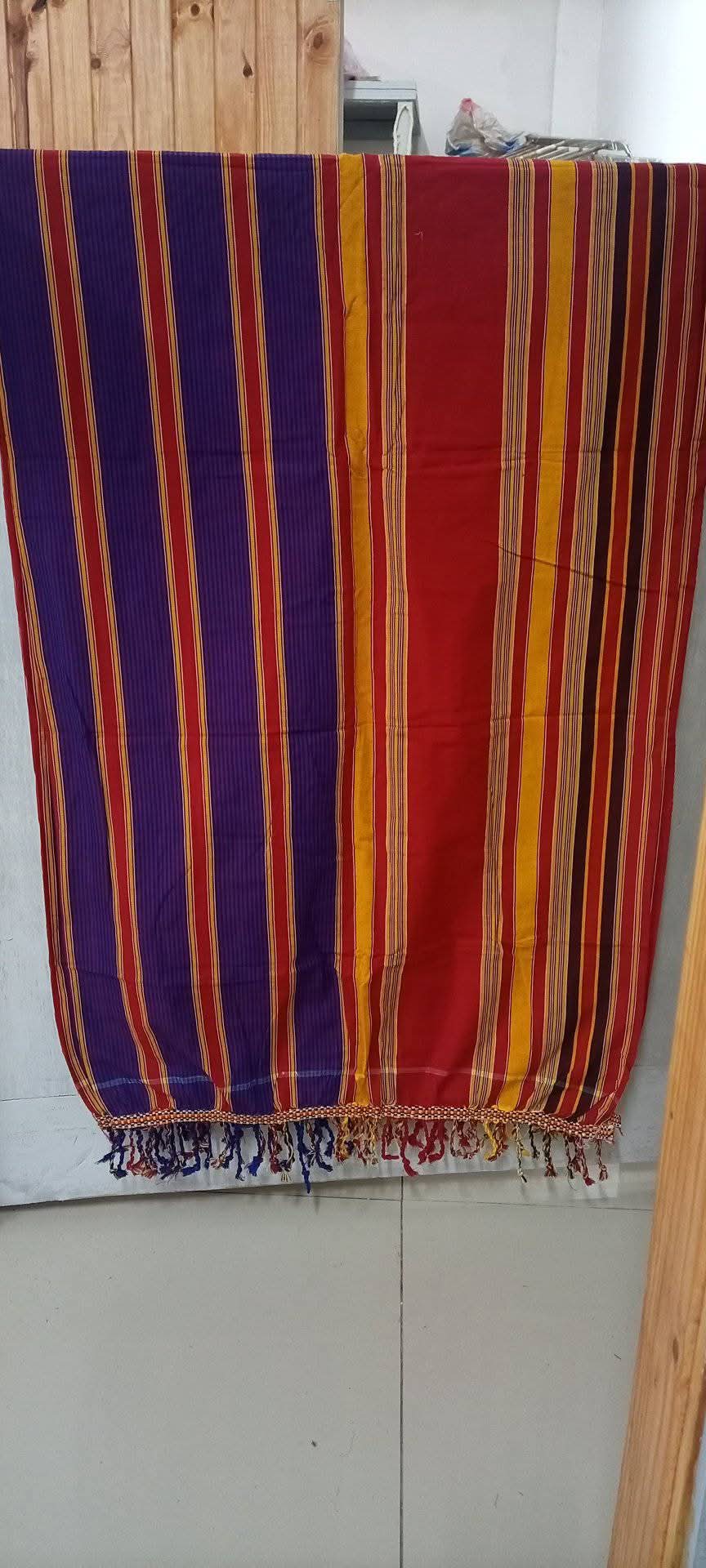 LAMBA SOBAHYA/Salova/LAMBAOINE/Pagne traditionnel Malagasy