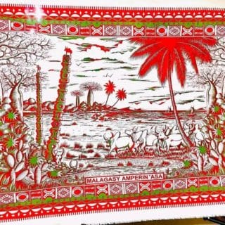 1 Salova/LAMBAOINE/Pagne traditionnel Malagasy