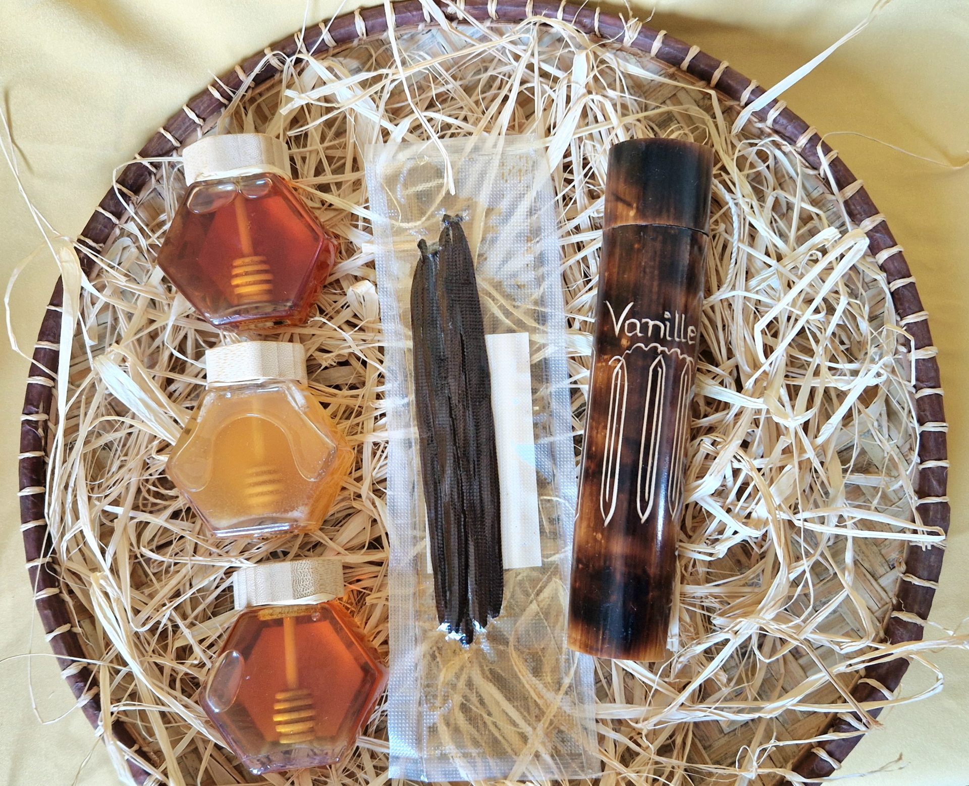 Pack-coffret KADÔ Prestige PM-3 miels mokarana,Litchi,Niaouli et 10 gousses de vanille de Madagascar – Image 5