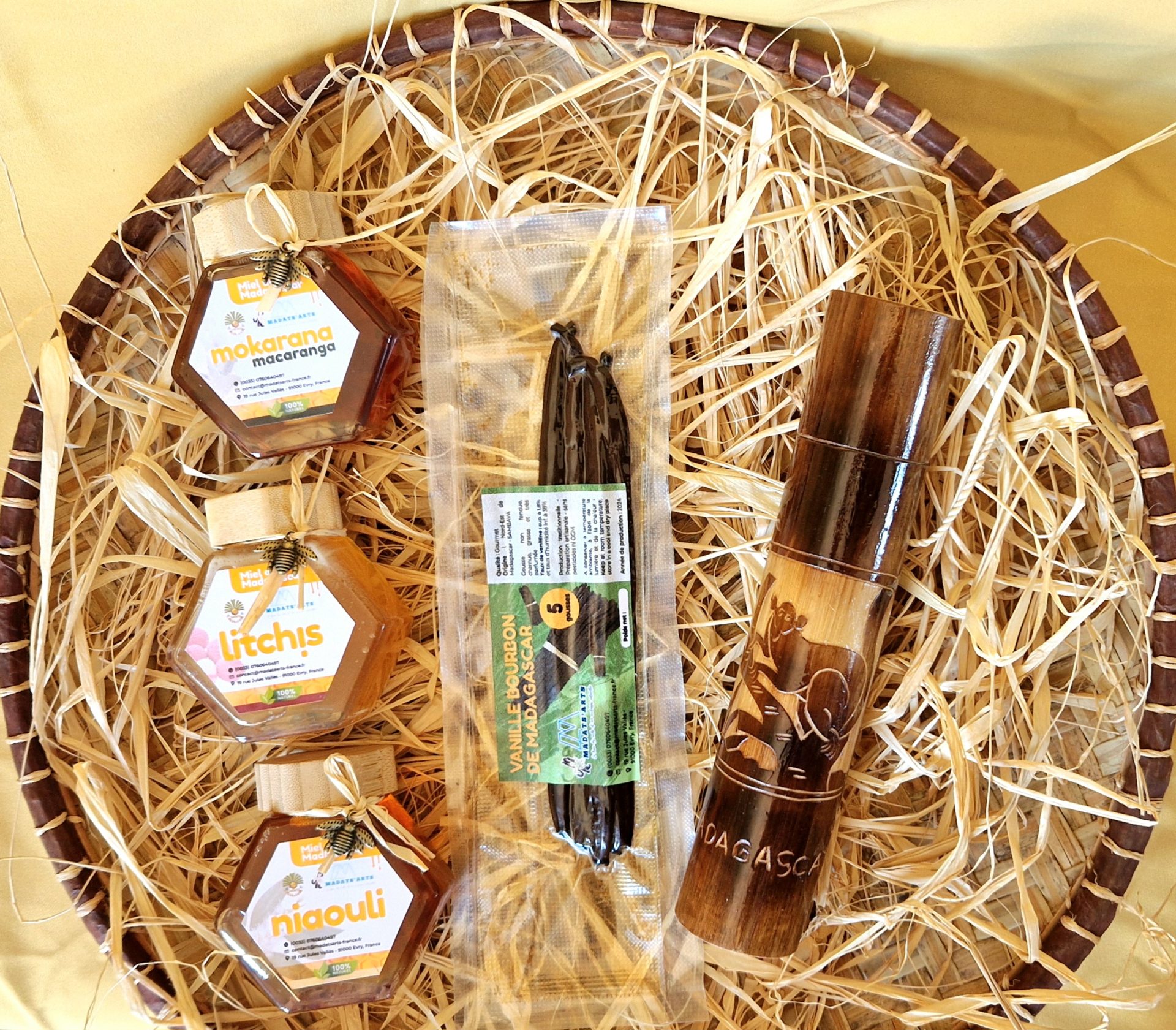 Pack-coffret KADÔ Prestige PM-3 miels mokarana,Litchi,Niaouli et 5 gousses de vanille de Madagascar